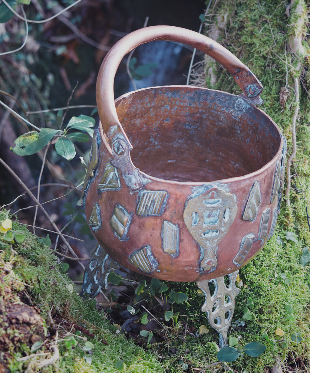 Monumental Tuareg Copper Cauldron — Applied Brass Ornamentation & Pierced Tripod Feet
