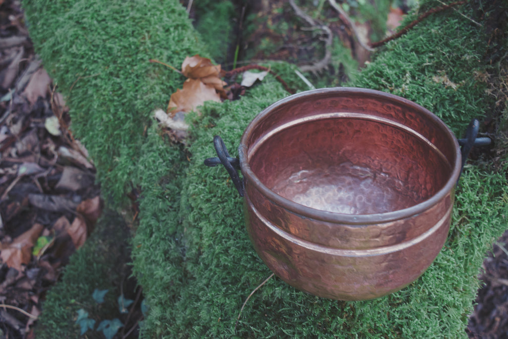 Antique-Style French Copper Hanging Cauldron — Mid-Sized, Hammered, Traditional Occult Vessel