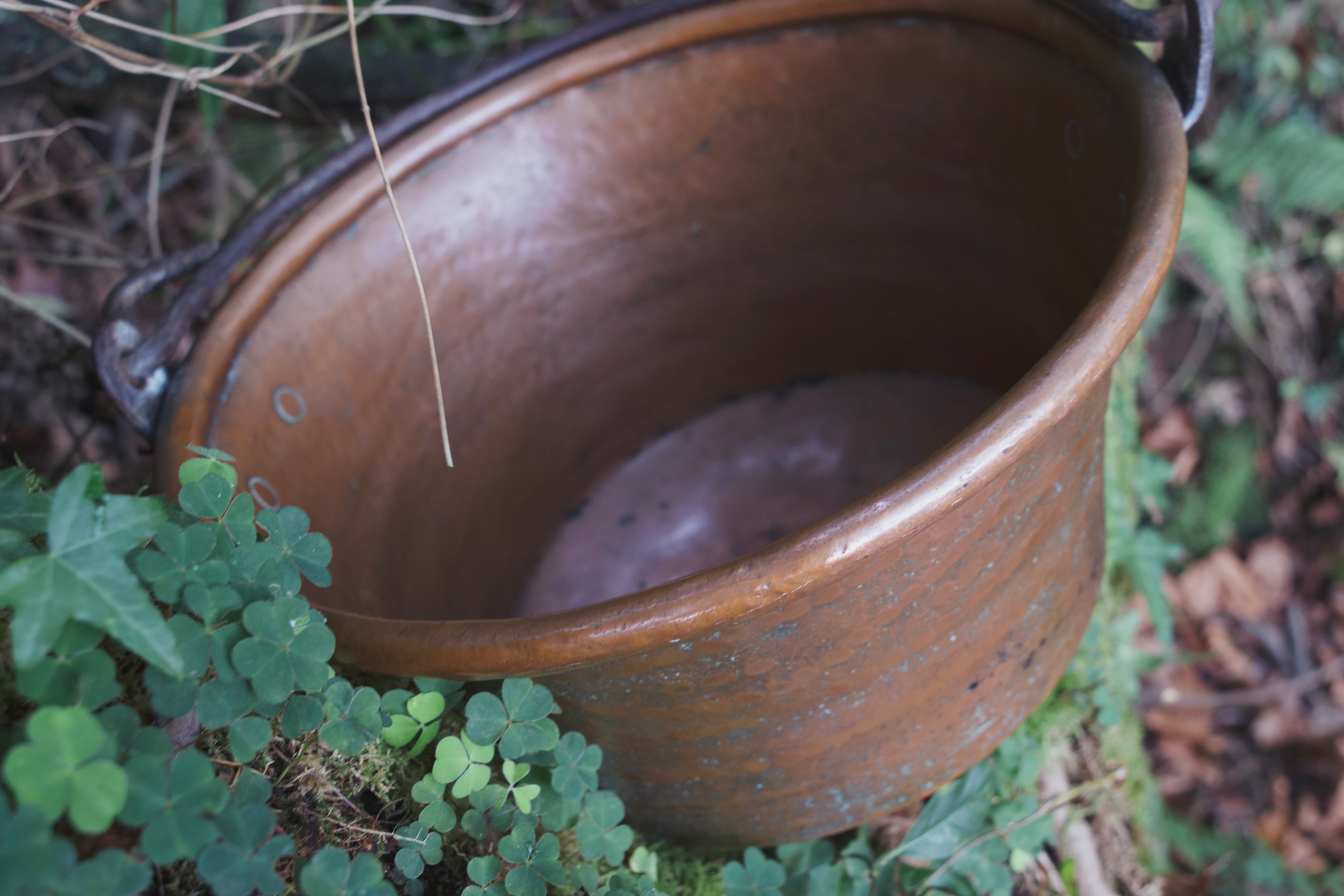 19th-Century French Hand-Forged Copper Hanging Cauldron — Heavy-Gauge, Hammered, and Born of the Old World Hearth
