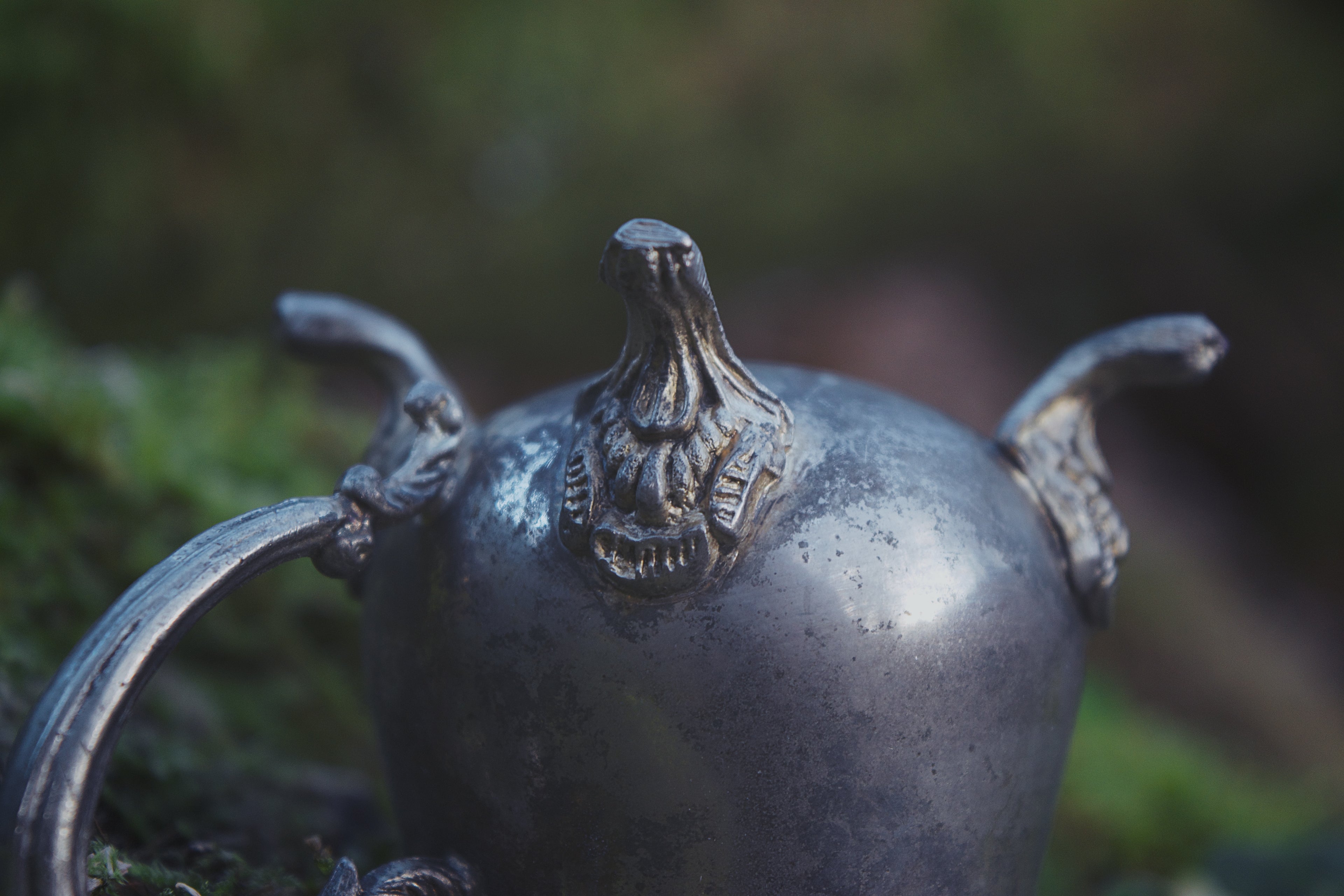 Whimsical Clawed Creamer – Tiny Curio of Enchanted Charm