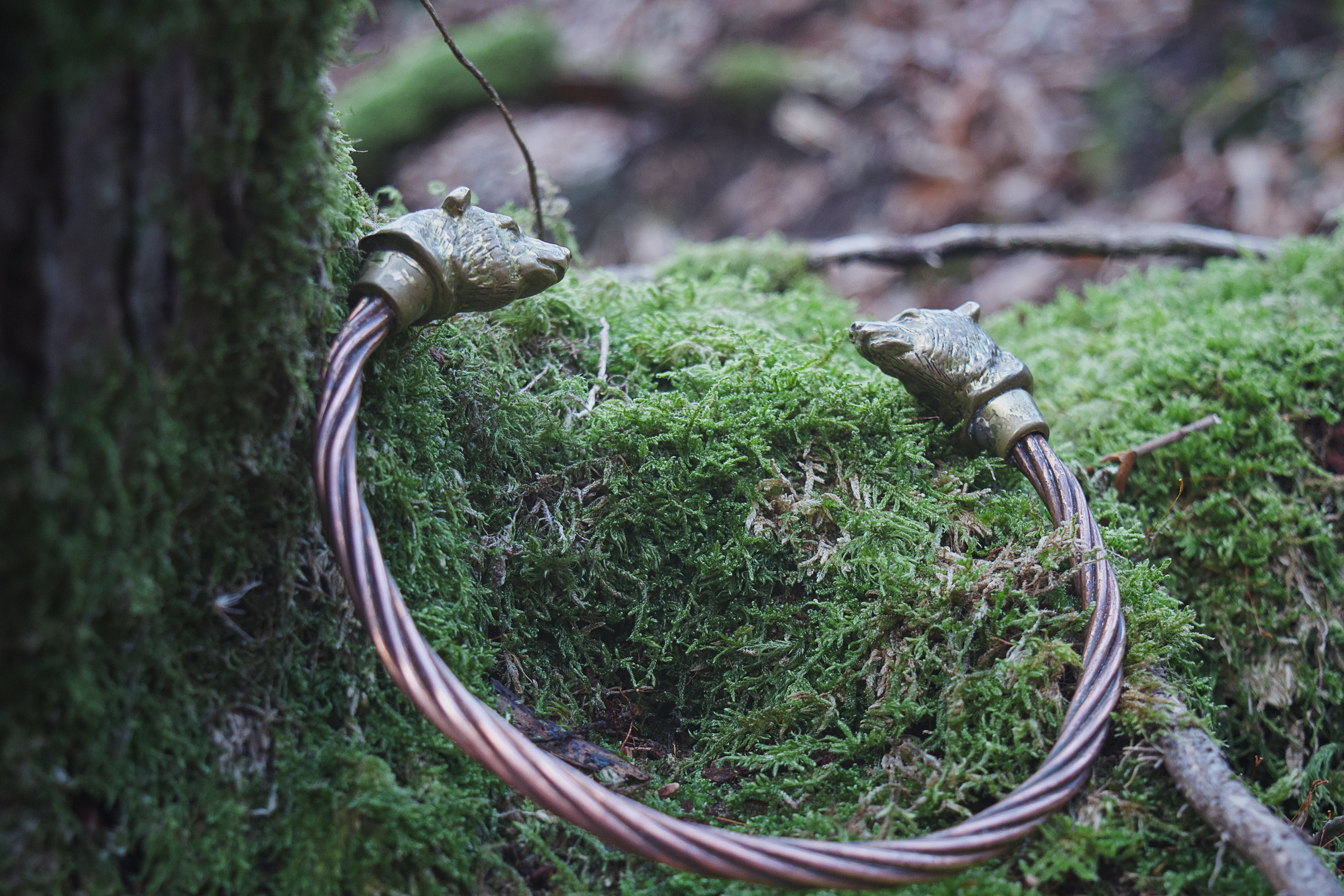 Extremely Rare Bronze & Copper Bear‑Headed Torque – Gaulish Warrior‑Druid Crown Relic